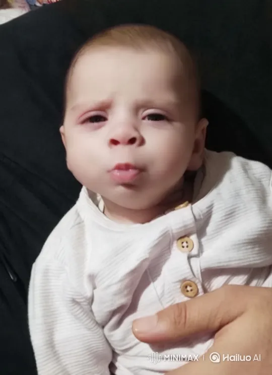 Baby's Joyful Dance Captured in Artistic Video – AI Generated Video | Hailuo AI