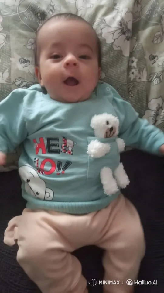 Baby's Joyful Kung Fu Dance in Playful Outfit – AI Generated Video | Hailuo AI