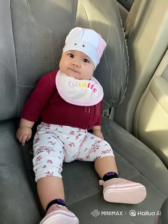 Baby's Playful Dance and Kung Fu Poses – AI Generated Video | Hailuo AI
