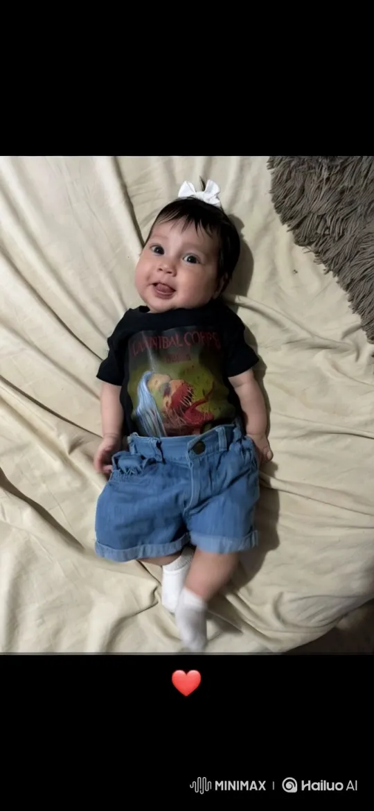 Baby's Energetic Dance and Playful Kung Fu Moves – AI Generated Video | Hailuo AI