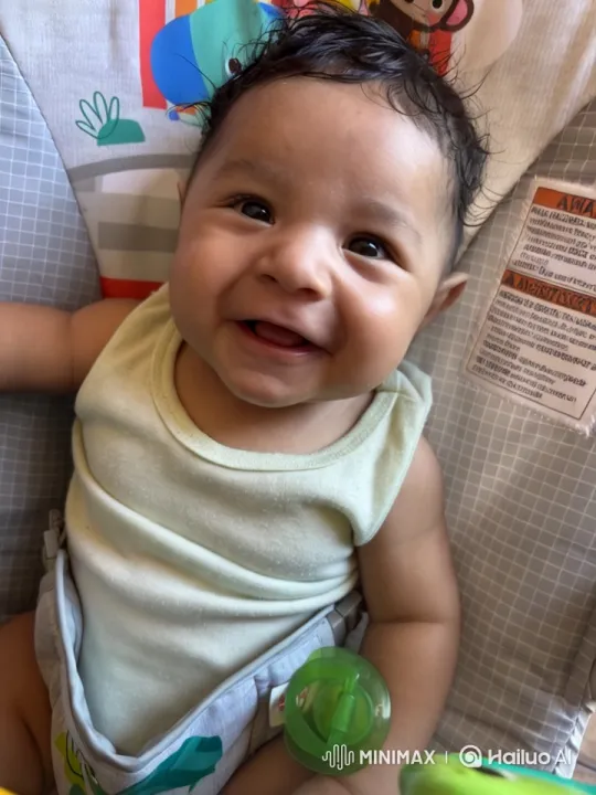 Baby's Playful Dance and Kung Fu Moves – AI Generated Video | Hailuo AI