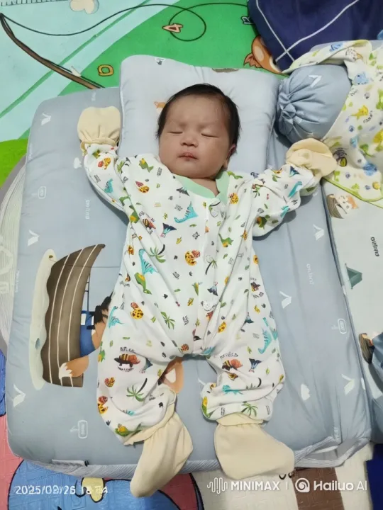 Baby's Playful Awakening and Energetic Dance Moves – AI Generated Video | Hailuo AI