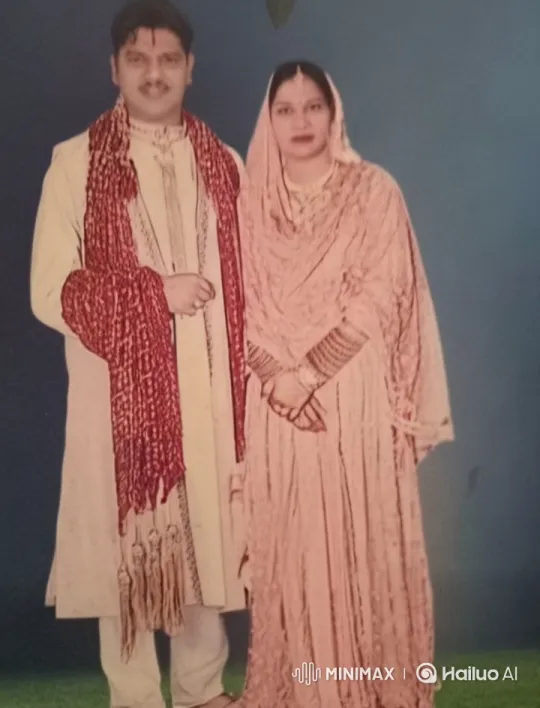 Couple in Traditional Attire Engages in Playful Argument – AI Generated Video | Hailuo AI