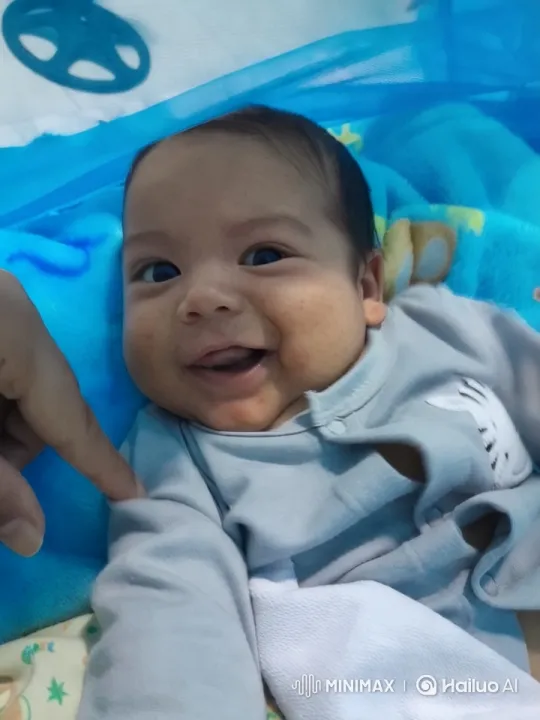 Baby's Joyful Kungfu Moves in Playful Video – AI Generated Video | Hailuo AI