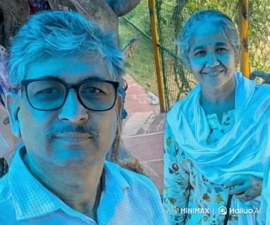 Couple Shares Intimate Moment in Natural Setting – AI Generated Video | Hailuo AI