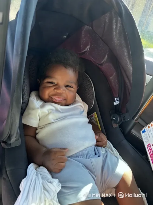 Baby Dancing and Boxing in Car Seat with Joyful Smile – AI Generated Video | Hailuo AI