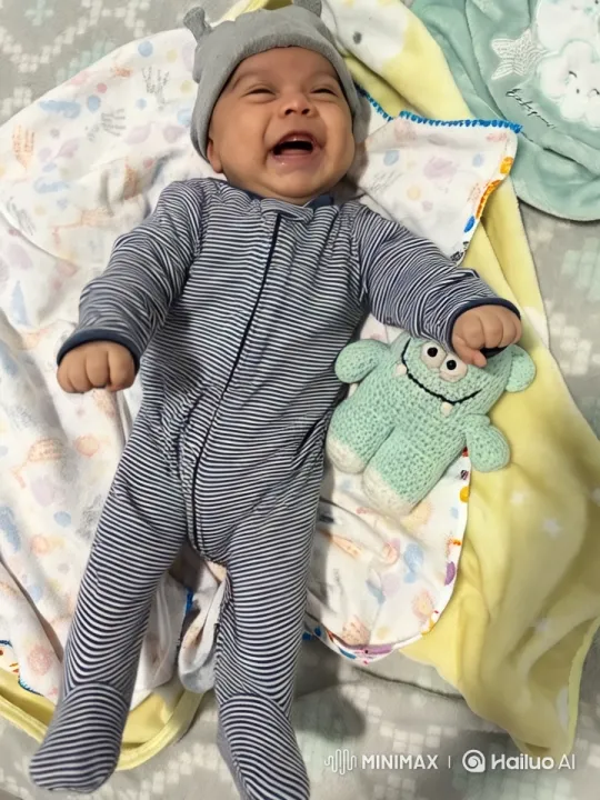 Baby's Playful Dance and Kung Fu Moves – AI Generated Video | Hailuo AI