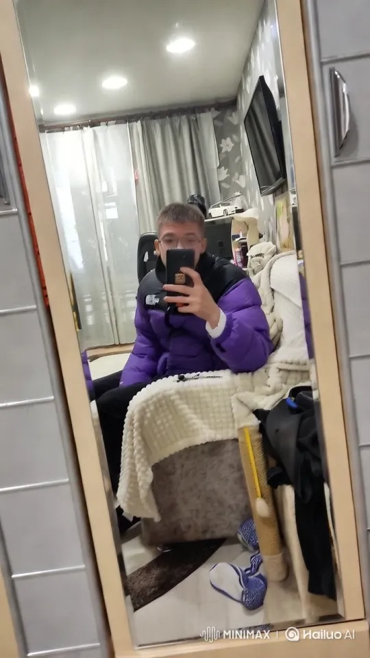 Man Transforms Muscles, Eats Phone in Surreal Mirror Scene – AI Generated Video | Hailuo AI