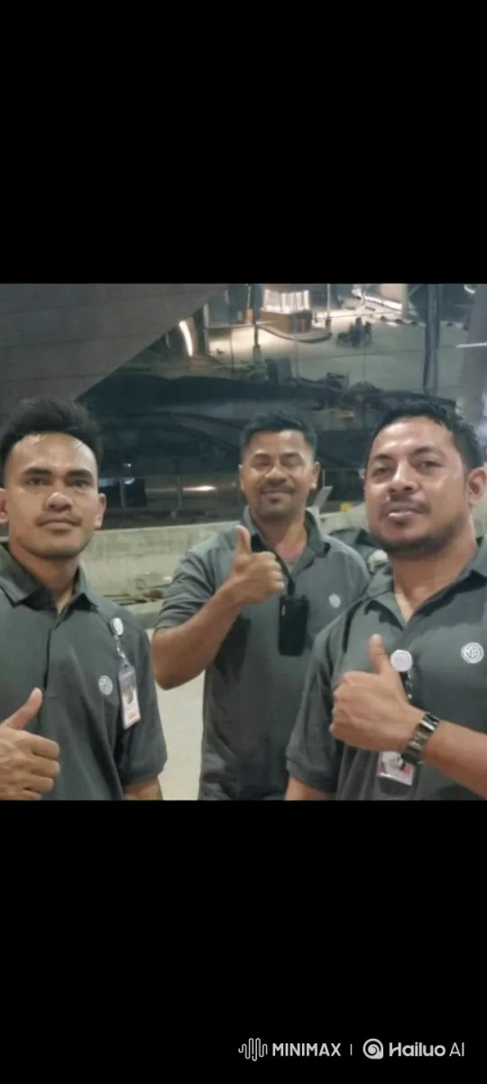 Kung Fu Masters Perform in Industrial Warehouse Setting – AI Generated Video | Hailuo AI