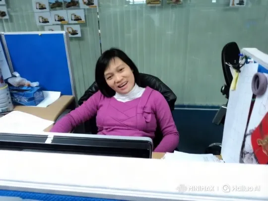 Professional Office Laughing with Dynamic Camera Work – AI Generated Video | Hailuo AI