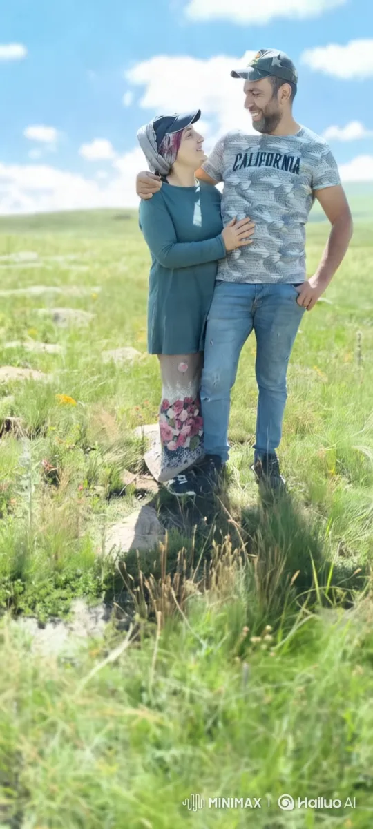 Couple Embracing in Serene Meadow with Timeless Aesthetic – AI Generated Video | Hailuo AI
