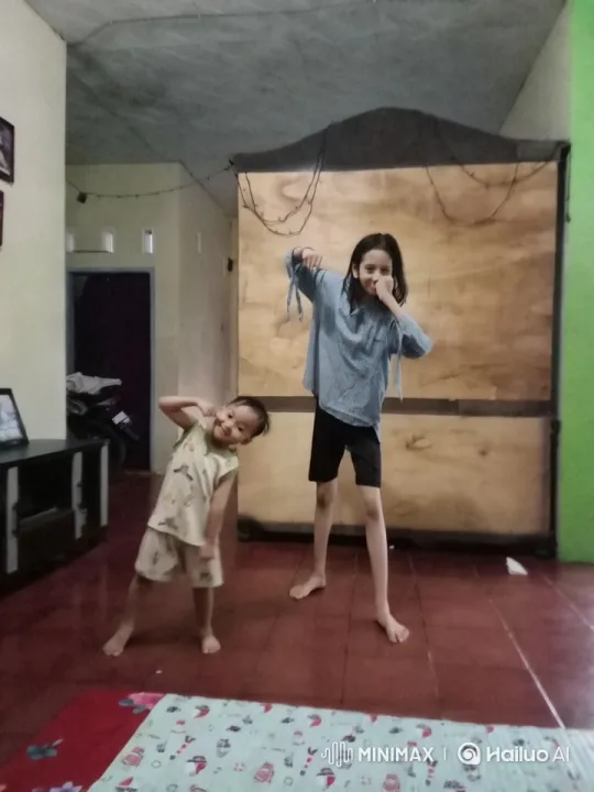 Children's Playful Kungfu Practice in a Room – AI Generated Video | Hailuo AI