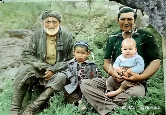 Elderly Man and Family Dance Joyfully in Nature – AI Generated Video | Hailuo AI