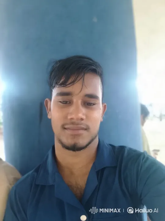 Close-up Portrait of a Young Man with Soft Lighting – AI Generated Video | Hailuo AI