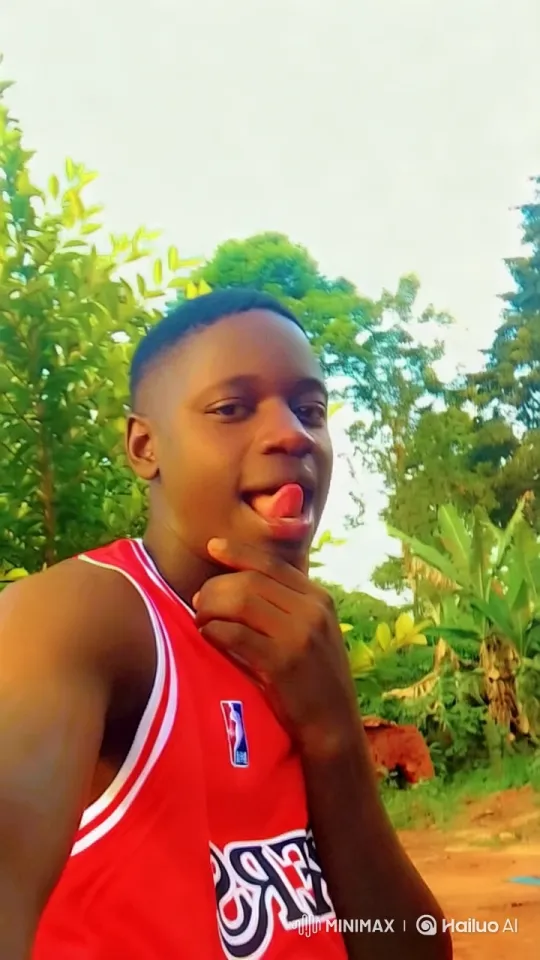 Nature and Style: Serene Portrait Amidst Verdant Scenery – AI Generated Video | Hailuo AI