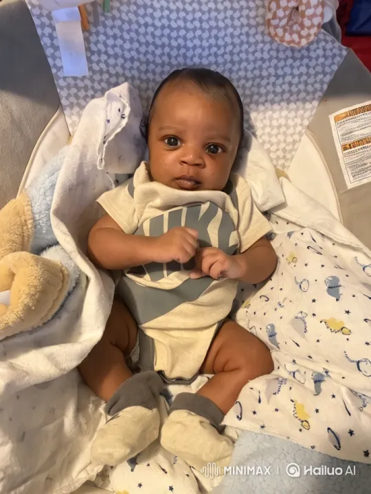 Baby Dancing in Cozy Seat with Playful Charm – AI Generated Video | Hailuo AI