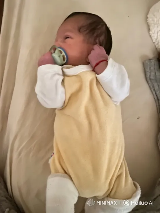 Baby Dancing Delightfully Captured in Video – AI Generated Video | Hailuo AI