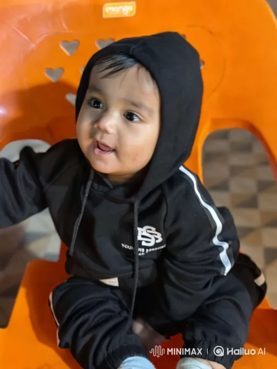 Baby on Heart Chair with Unicorn and Fire Tree Transition – AI Generated Video | Hailuo AI