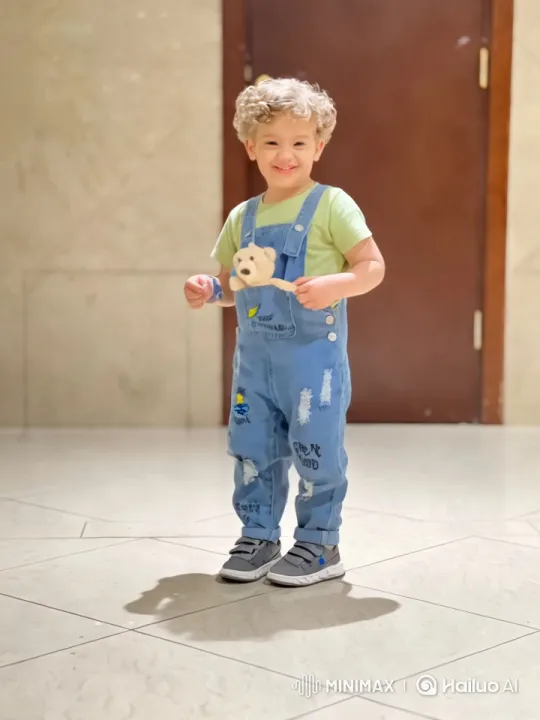 Energetic Child Performs Kung Fu in Neutral Setting – AI Generated Video | Hailuo AI