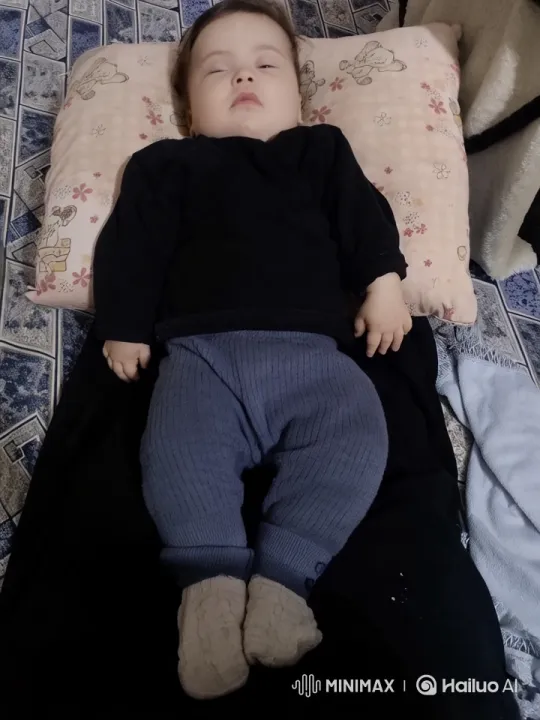 Baby Dancing and Jumping on Patterned Bed – AI Generated Video | Hailuo AI