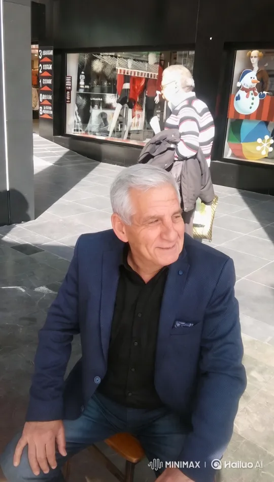 Man on Stool in Modern Shopping Area – AI Generated Video | Hailuo AI