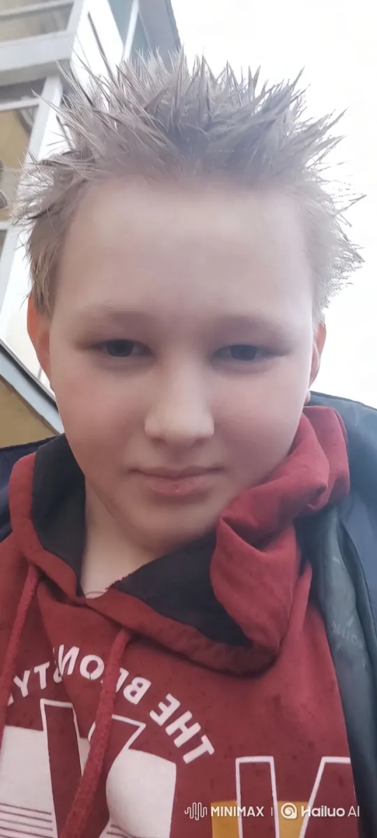 Boy with Laser Eyes Attacks Figure with Laser Gun – AI Generated Video | Hailuo AI