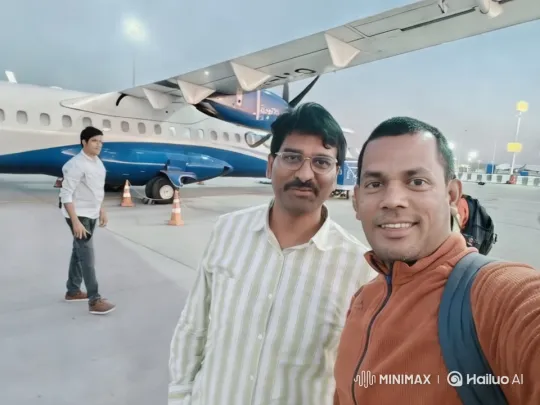 Men Pose for Selfie on Airport Tarmac – AI Generated Video | Hailuo AI