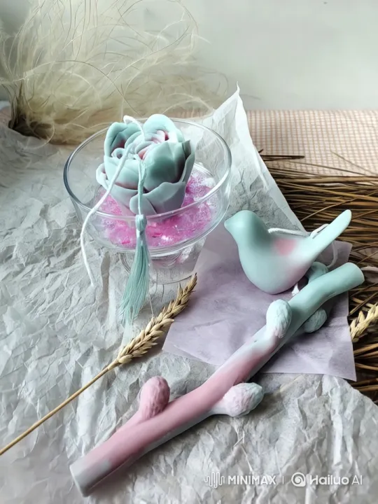 Magical Bird Figurine Comes to Life in Aesthetic Flight – AI Generated Video | Hailuo AI