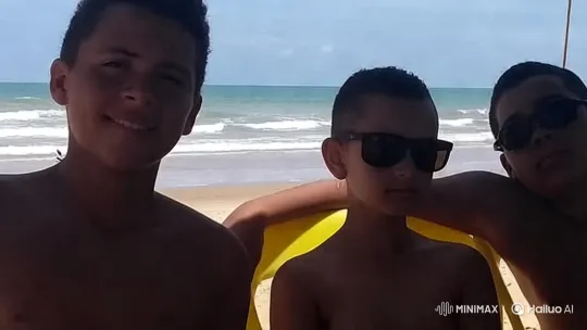 Beach Serenity: Children Enjoying Summer's Warmth – AI Generated Video | Hailuo AI