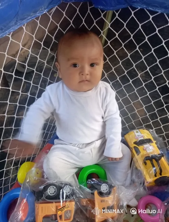 Baby in Playful Enclosure with Toys – AI Generated Video | Hailuo AI