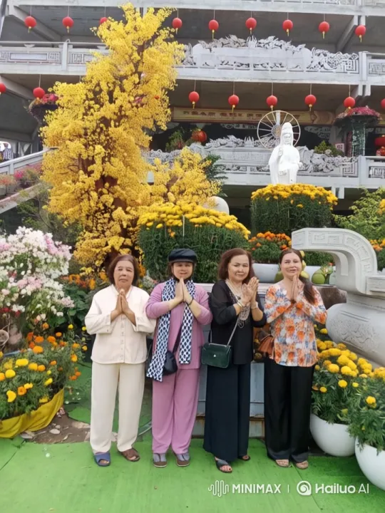 Women Perform Kungfu in Serene Temple Setting – AI Generated Video | Hailuo AI