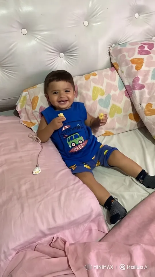 Toddlers Joyful Dance and Playful Moves – AI Generated Video | Hailuo AI