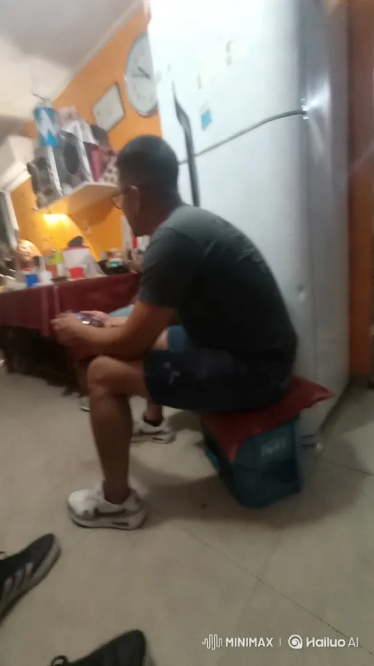 Cozy Room with Man Engaged in Activity – AI Generated Video | Hailuo AI