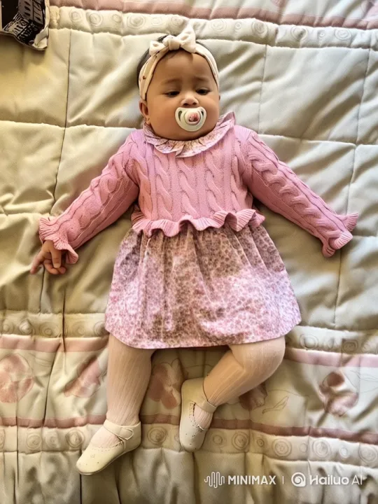 Baby's Joyful Dance and Playful Kungfu Poses – AI Generated Video | Hailuo AI