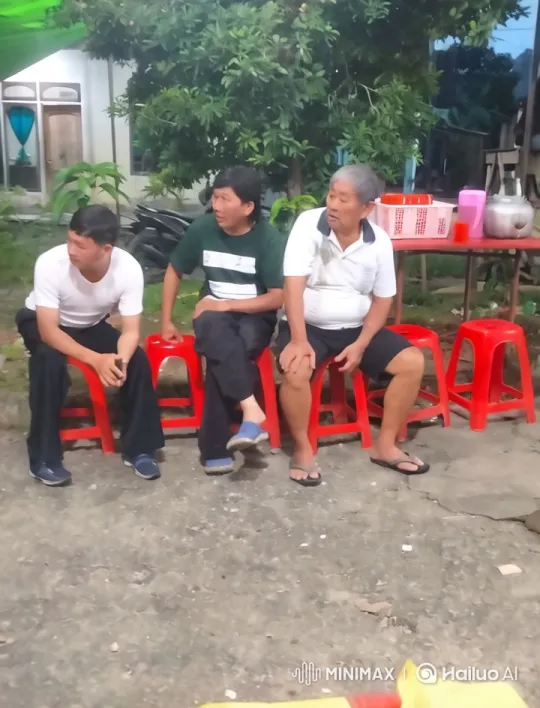 Men Practicing Kungfu in Serene Garden Setting – AI Generated Video | Hailuo AI