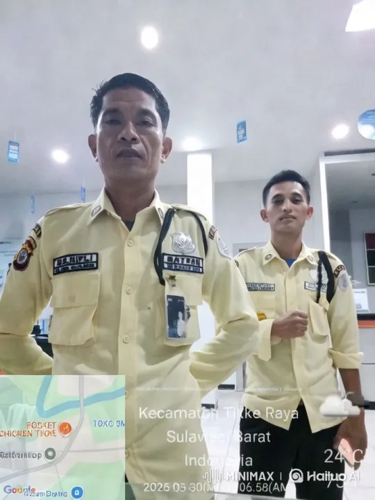 Security Guards' Intense Kungfu Fight in Indoor Scene – AI Generated Video | Hailuo AI