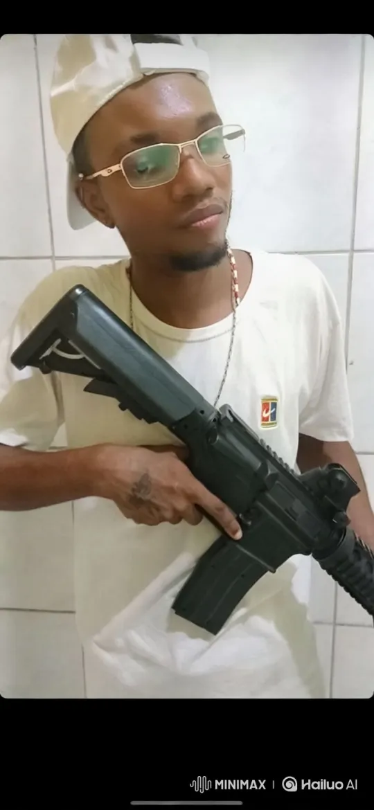 Man with Rifle: Aesthetic Framing and Camera Work – AI Generated Video | Hailuo AI