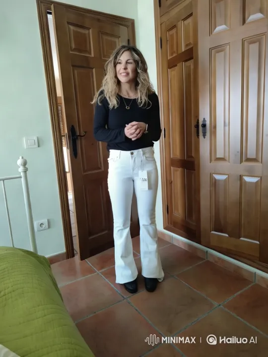 Musical Artist in Cozy Room with Dramatic Camera Moves – AI Generated Video | Hailuo AI
