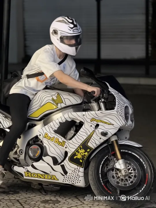 Urban Scene: Person on Honda Motorcycle with Companion – AI Generated Video | Hailuo AI