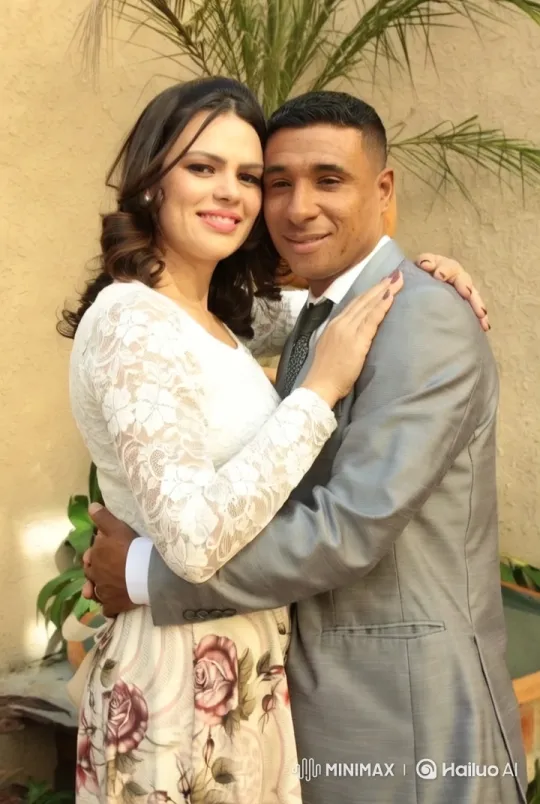Couple Embracing in Elegant, Intimate Moment – AI Generated Video | Hailuo AI
