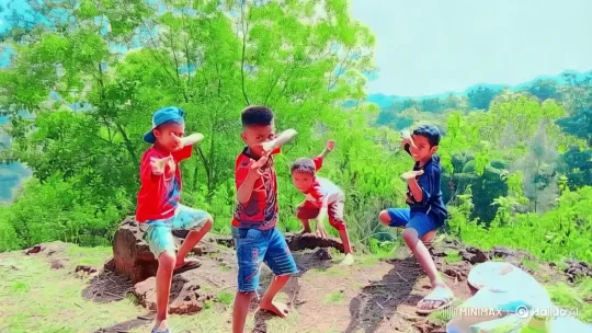 Children's Playful Kung Fu in Lush Outdoor Setting – AI Generated Video | Hailuo AI