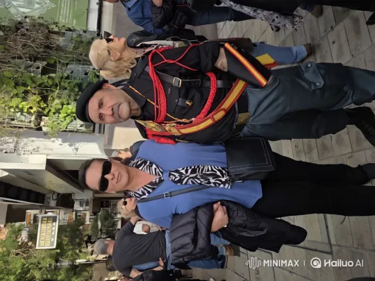 Intimate Kiss in Bustling Street Scene – AI Generated Video | Hailuo AI