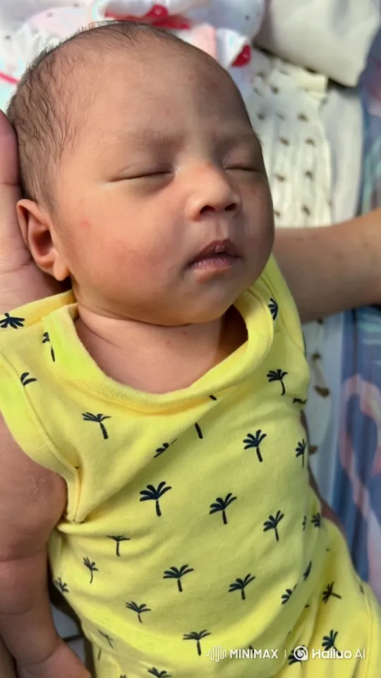 Baby in Yellow Onesie Attempts Kung Fu Dance – AI Generated Video | Hailuo AI