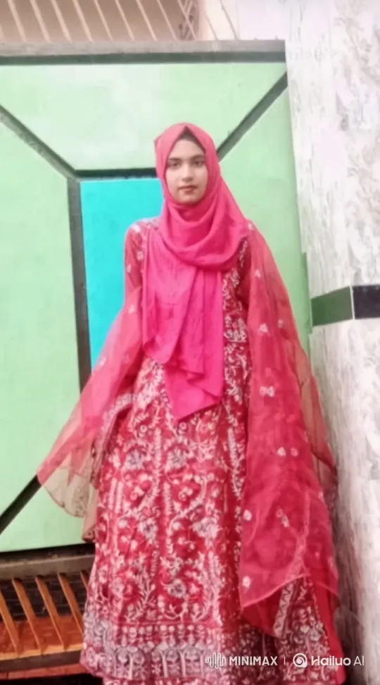 Young Woman Showcases Traditional Attire with Cultural Elegance – AI Generated Video | Hailuo AI