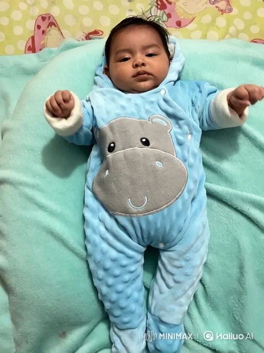 Baby in Hippo Onesie Dancing Delightfully – AI Generated Video | Hailuo AI