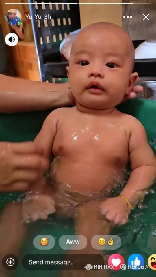 Joyful Baby Bath Time with Gentle Care – AI Generated Video | Hailuo AI