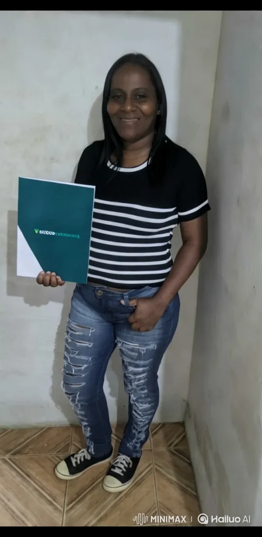 Woman in Striped Shirt Holding SICOOB CREDIMATA Folder – AI Generated Video | Hailuo AI