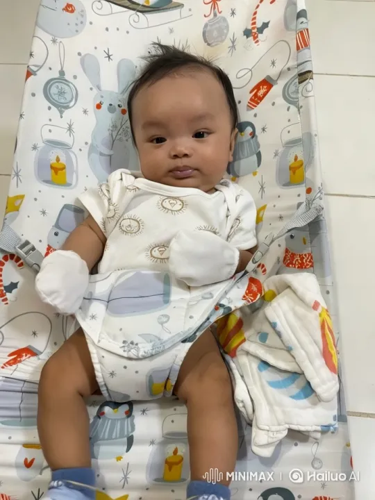 Baby's Playful Kung Fu and Dance on Festive Mat – AI Generated Video | Hailuo AI