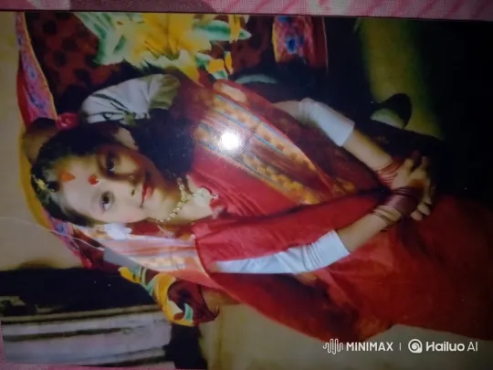 Traditional Indian Beauty Showcased in Vivid Setting – AI Generated Video | Hailuo AI