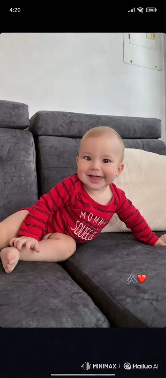 Baby's Joyful Dance and Kung Fu Moves – AI Generated Video | Hailuo AI